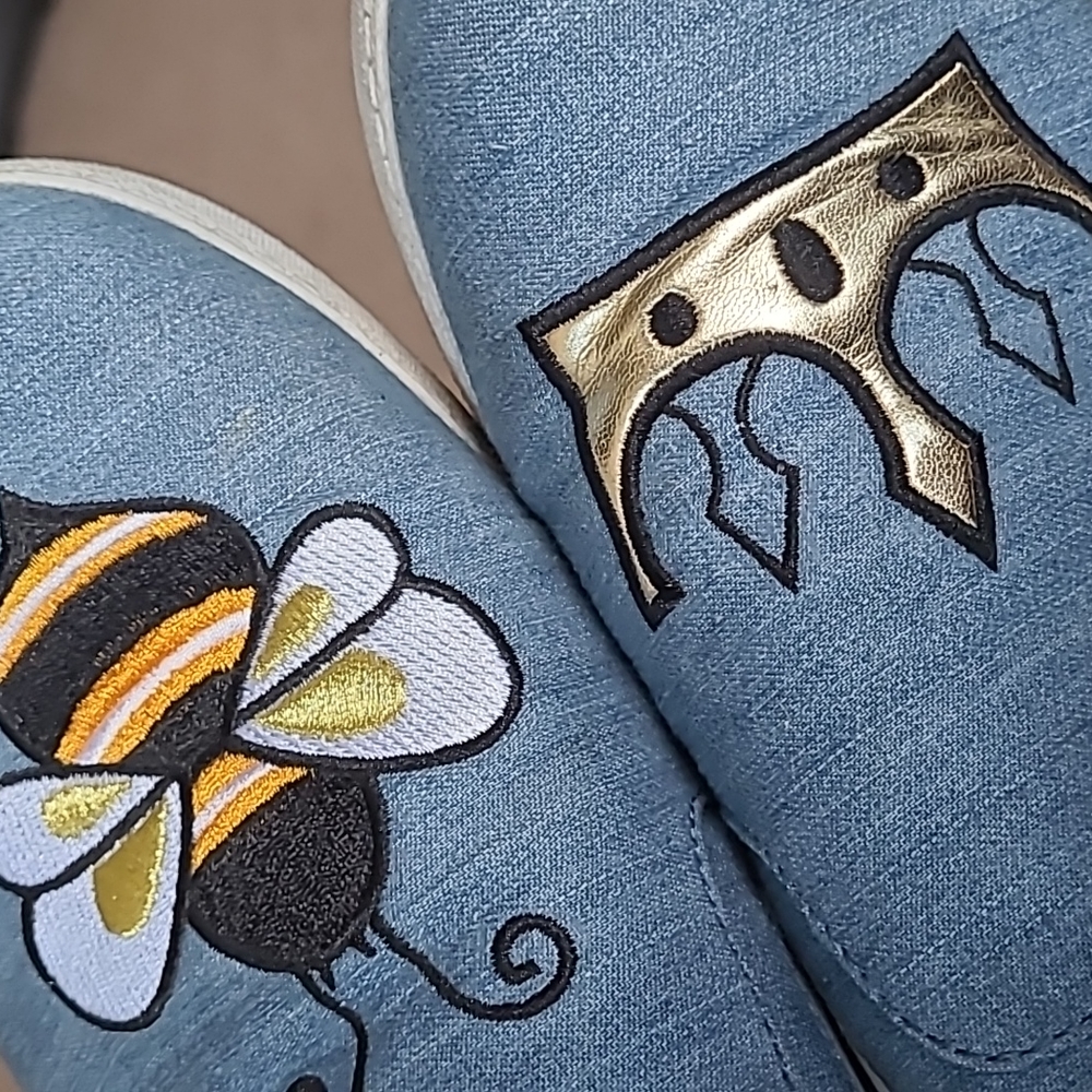 Sam Edleman Circus Queen Bee Slip Ons - Picture 8 of 8